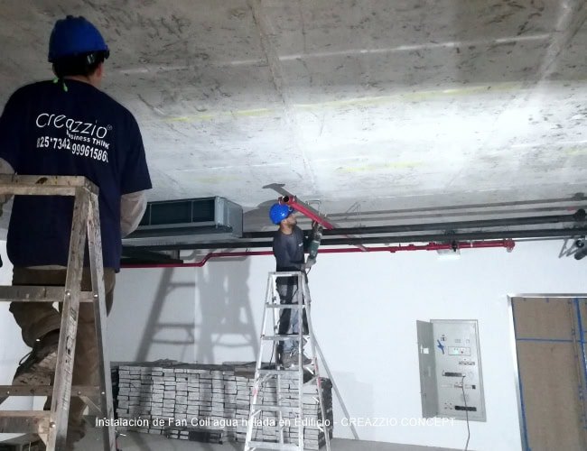 Instalación de FanCoil Agua Helada por Chiller en Edificio de Oficinas